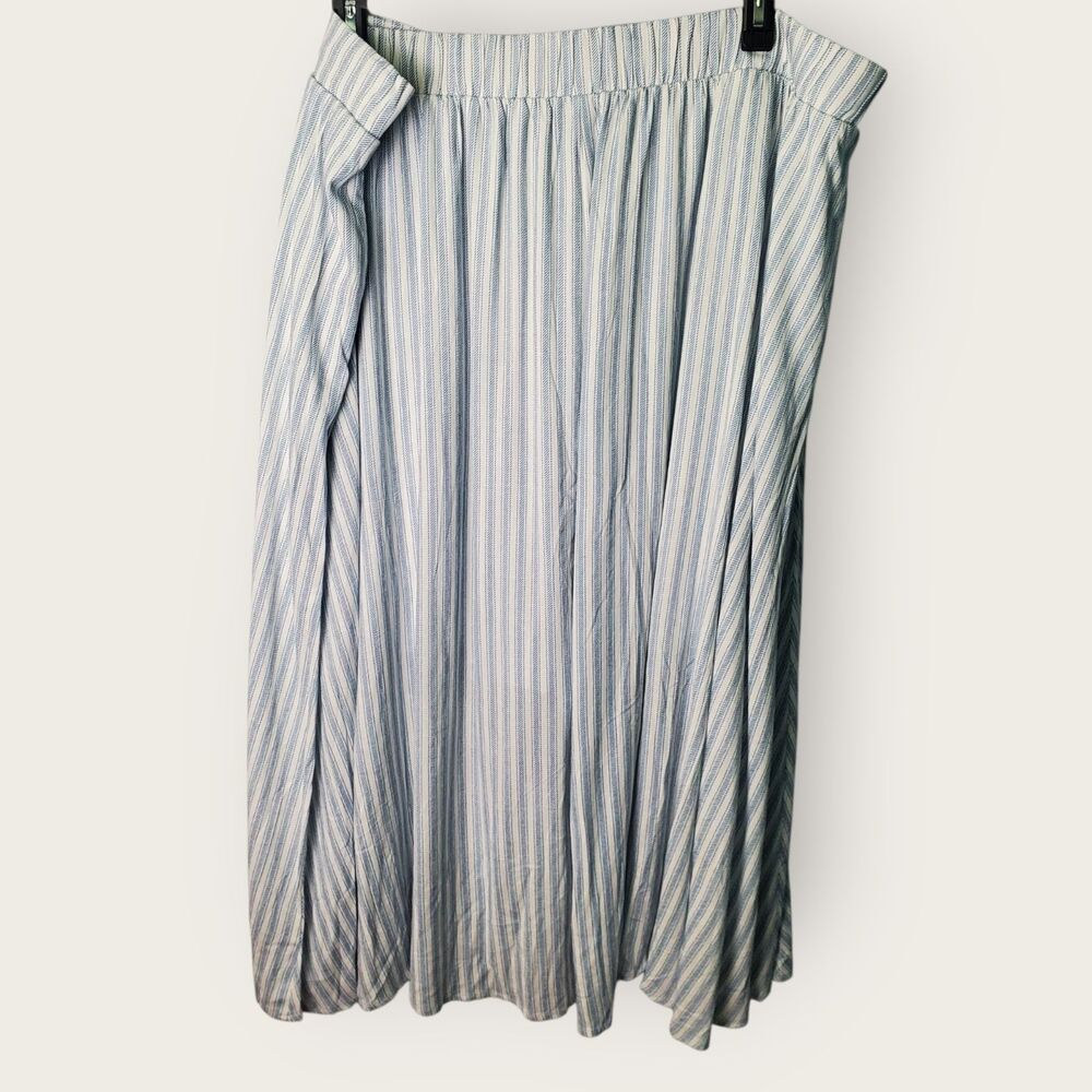 🌿Torrid Striped Light Blue High-Waist Midi Skirt And Ruffle Tube Top Set - Picture 5 of 10